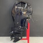 Tohatsu 140 PK EFI outboard engine