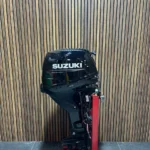 Suzuki 30 HP EFI outboard engine