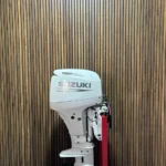 Suzuki 60 HP EFI "21 outboard engine