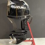 Suzuki DF350A outboard engine